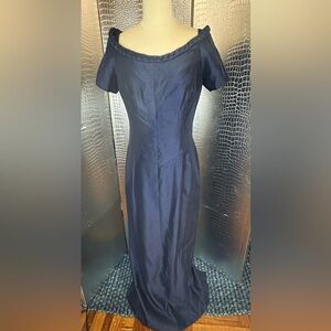 Watters and Watters Midnight Blue Taffeta Evening Gown Formal Dress